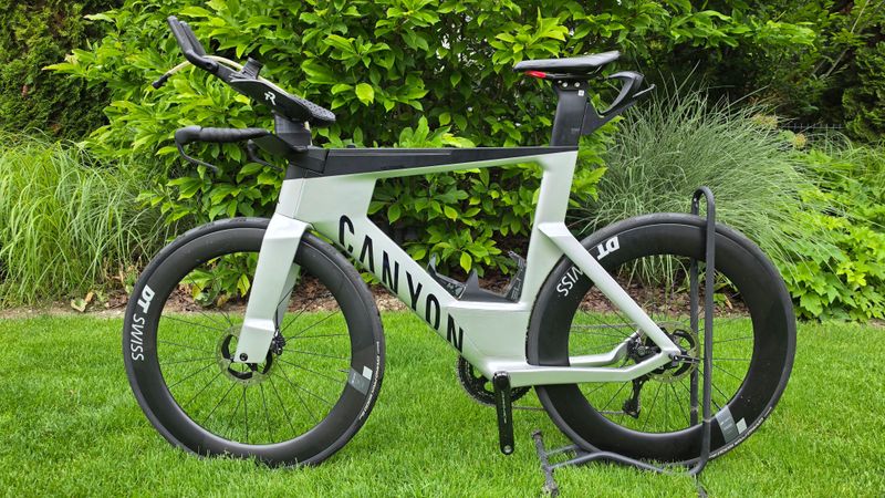 Gebrauchtes Canyon Speedmax CFR Disc Di2 2021 2021 Road & Gravel, Hellgrau — Bild 15 von 29