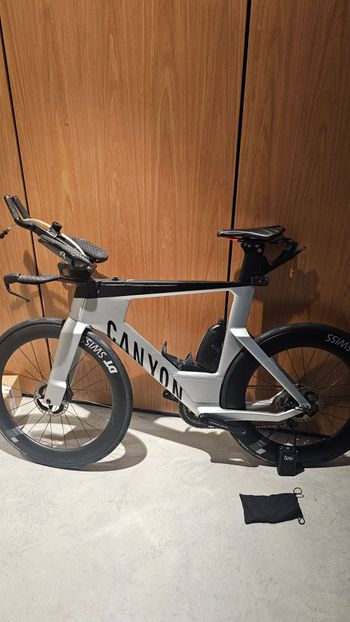 Used Canyon Speedmax CFR Disc Di2 2021 2021 Road & Gravel, Light Gray — image 2 of 3