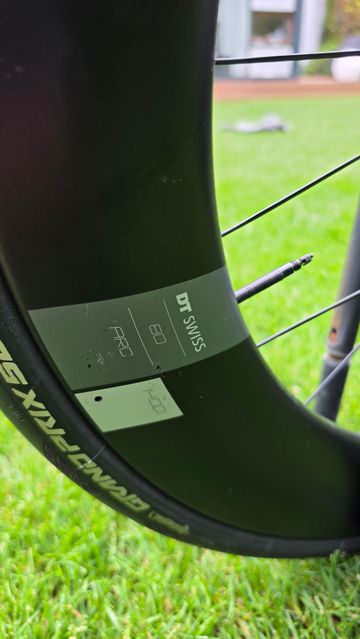 Gebrauchtes Canyon Speedmax CFR Disc Di2 2021 2021 Road & Gravel, Hellgrau — Bild 23 von 29