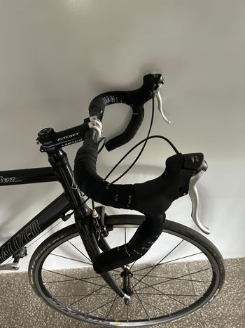 Used Specialized Allez Shimano Sora 2004 Road & Gravel, Black — image 6 of 7