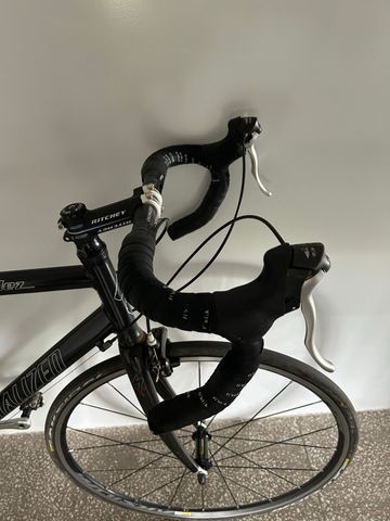 Used Specialized Allez Shimano Sora 2004 Road & Gravel, Black — image 6 of 7