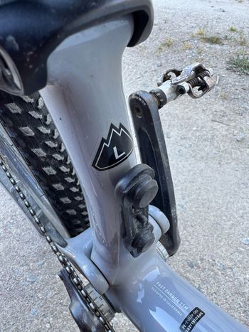 Used Specialized Epic EVO 2021 2021 Mountainbike, Light Gray, 29 — image 11 of 11