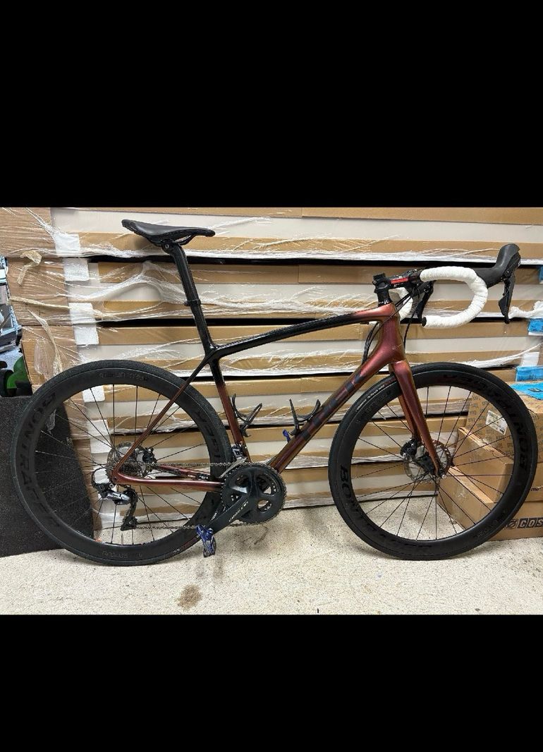 Used Trek Émonda SLR 7 Disc 2020 2020 Road & Gravel, Black — image 1 of 6