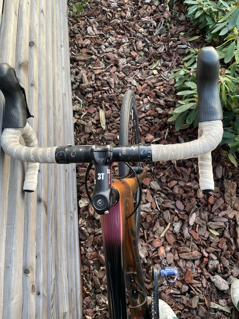 Used Trek Émonda SLR 7 Disc 2020 2020 Road & Gravel, Black — image 6 of 6