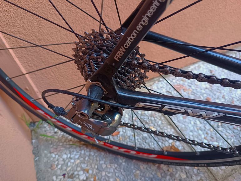 Used FRW FRW Custom Shimano Ultegra 2012 Road & Gravel, Black — image 3 of 17