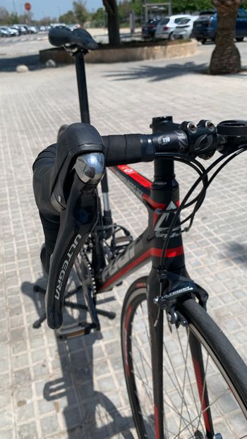Used Fuji SL 3.1 LE Full Carbon Shimano Ultegra 11sp - Size M 2019 Road & Gravel, Black — image 6 of 9