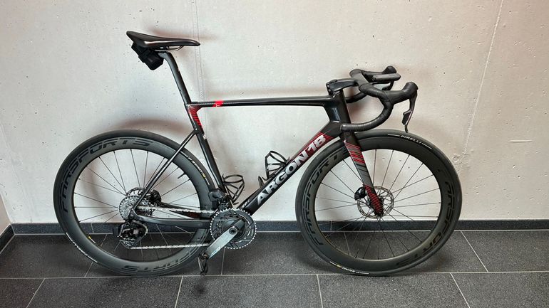 Used Argon 18 Sum Pro SRAM Force AXS 2025 2025 Road & Gravel, Black — image 1 of 3