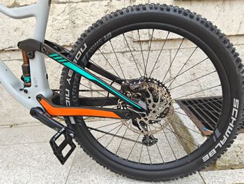 Used Scott Genius 920 2022 2022 Mountainbike, Light Gray, 29 — image 3 of 6