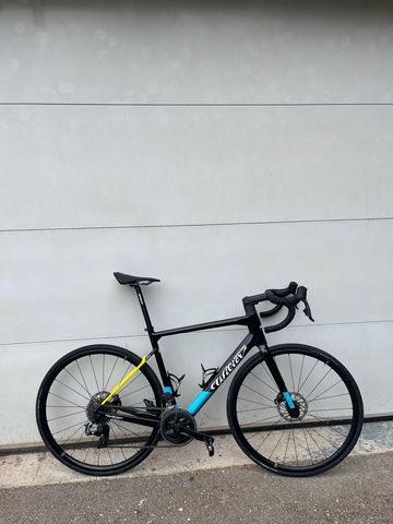 Tweedehands Wilier GARDA SRAM RIVAL AXS 12S 2022 2022 Road & Gravel