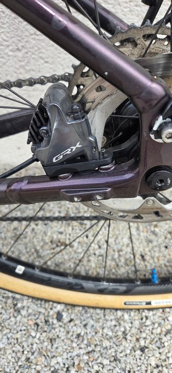 Used Giant Revolt E+ 2022 2022 Road & Gravel, Light Gray — image 9 of 15