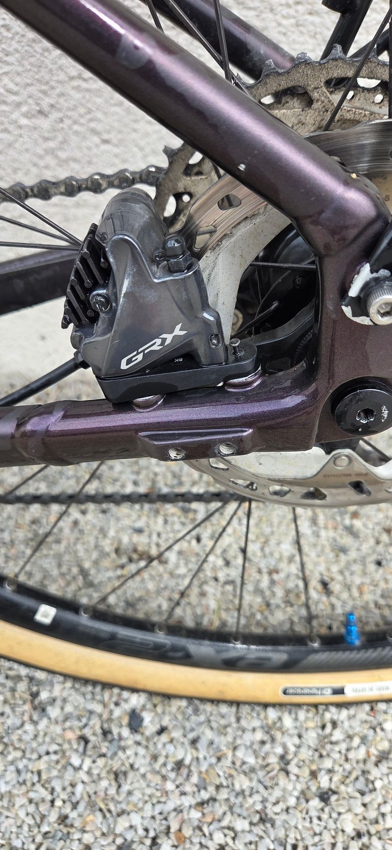 Used Giant Revolt E+ 2022 2022 Road & Gravel, Light Gray — image 9 of 15