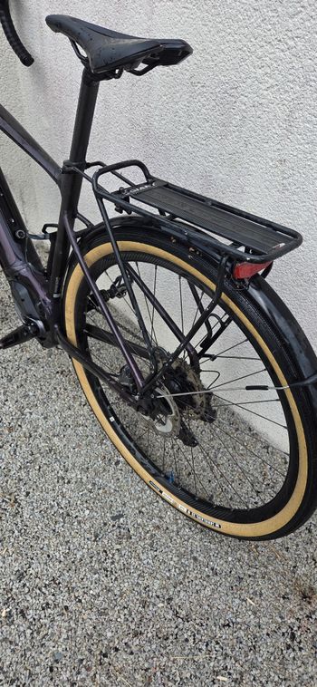 Used Giant Revolt E+ 2022 2022 Road & Gravel, Light Gray — image 6 of 15
