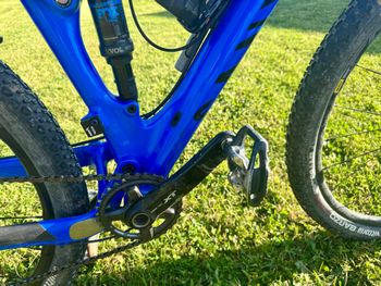 Used Canyon LUX Shimano Deore XT 2018 Mountainbike, Blue — image 6 of 10