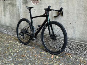 Used Velobuild Velobuild Custom SRAM Rival eTap AXS 2024 Road & Gravel, Green — image 3 of 35