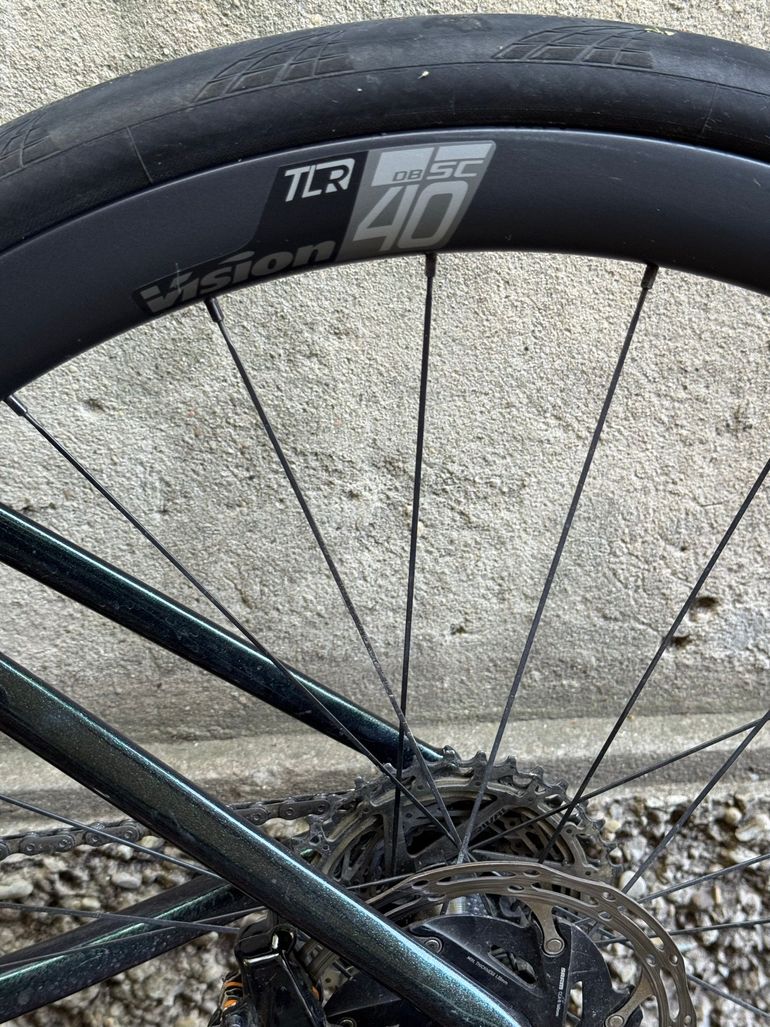 Used Velobuild Velobuild Custom SRAM Rival eTap AXS 2024 Road & Gravel, Green — image 26 of 35