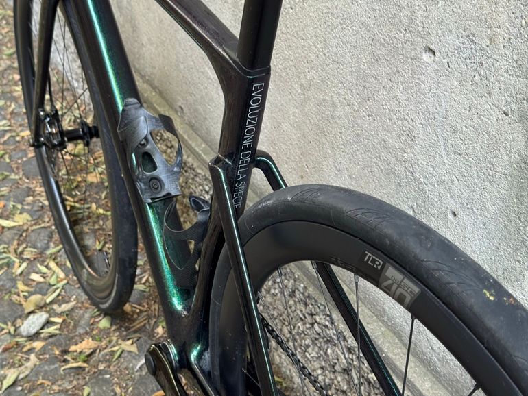 Used Velobuild Velobuild Custom SRAM Rival eTap AXS 2024 Road & Gravel, Green — image 20 of 35