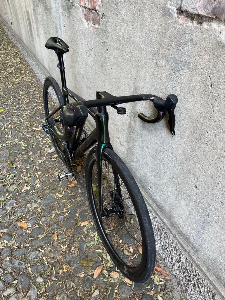 Used Velobuild Velobuild Custom SRAM Rival eTap AXS 2024 Road & Gravel, Green — image 10 of 35