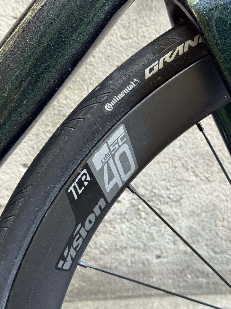 Used Velobuild Velobuild Custom SRAM Rival eTap AXS 2024 Road & Gravel, Green — image 7 of 35