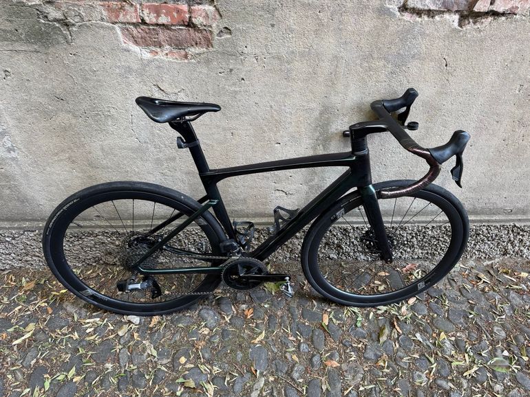Used Velobuild Velobuild Custom SRAM Rival eTap AXS 2024 Road & Gravel, Green — image 9 of 35