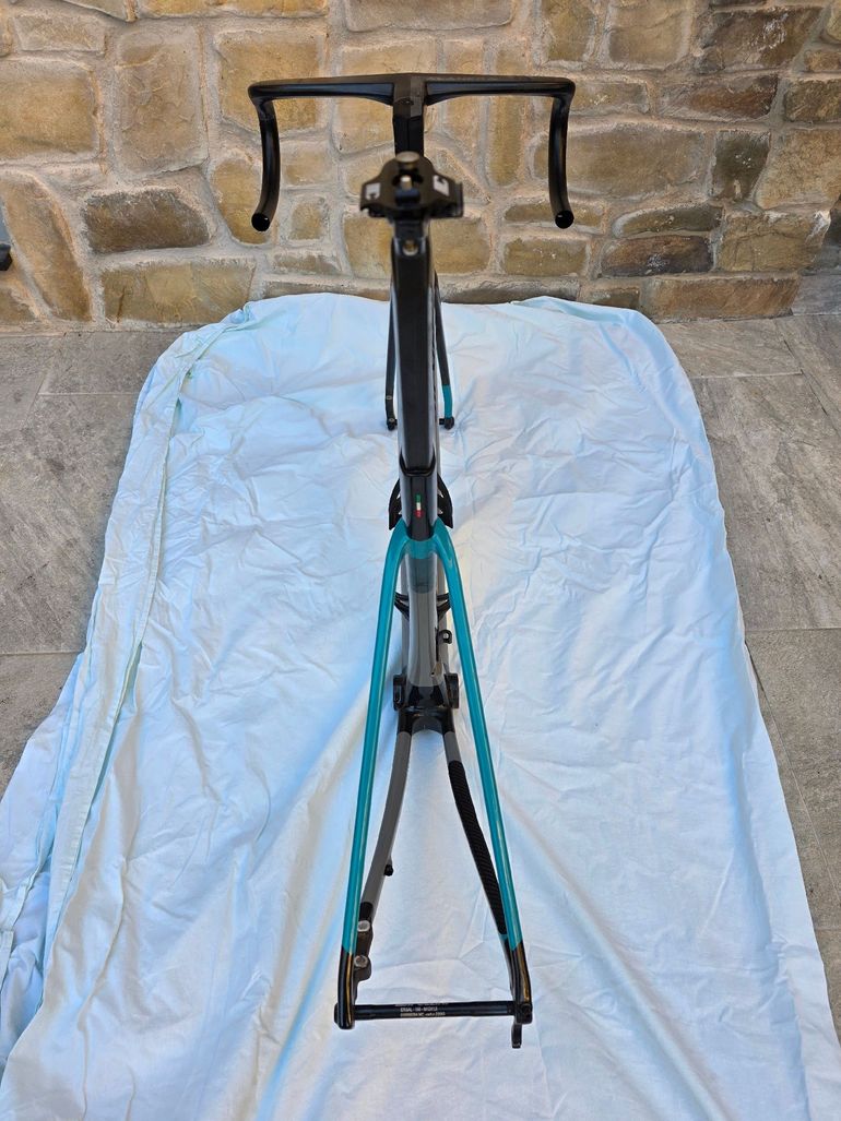 Used Cipollini DOLOMIA - SRAM RED E-TAP AXS D1- Tune Schwarzbrenner 20 Skyline Disc 2024 Frameset 2024 Road & Gravel, Hellgrau — image 5 of 8