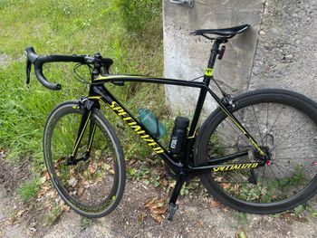Used Specialized Tarmac SL4 Sport 2017 2017 Road & Gravel, Black — image 3 of 8