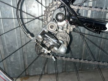 Used Specialized Men's Tarmac SL5 Expert DA 2018 2018 Road & Gravel, Black — image 5 of 9