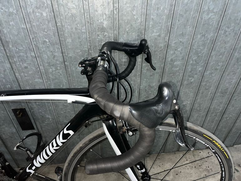 Used Specialized Men's Tarmac SL5 Expert DA 2018 2018 Road & Gravel, Black — image 8 of 9