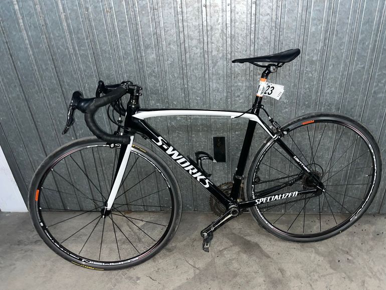 Used Specialized Men's Tarmac SL5 Expert DA 2018 2018 Road & Gravel, Black — image 2 of 9