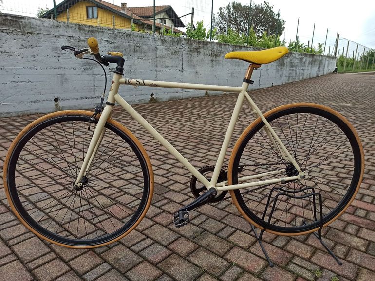 Used by cyclo By cyclo Custom Shimano Dura Ace Di2 2015 Urban, Orange — image 2 of 3