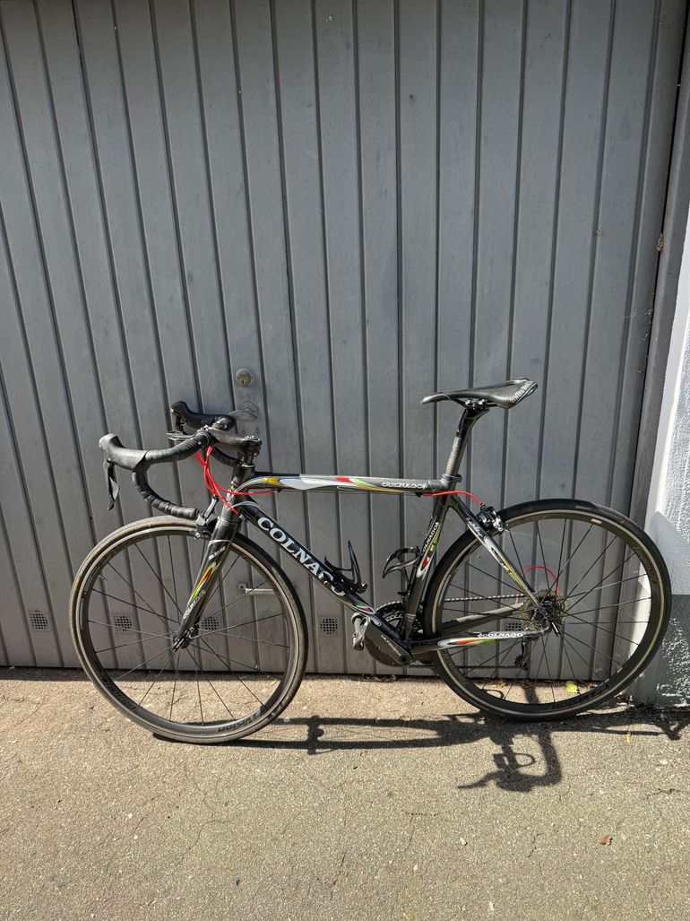 Used Colnago Eps Shimano Ultegra 2011 Road & Gravel, Schwarz — image 1 of 9