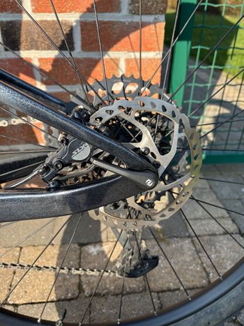 Used Scott Spark RC 900 Team 2021 2021 Mountainbike — image 10 of 15