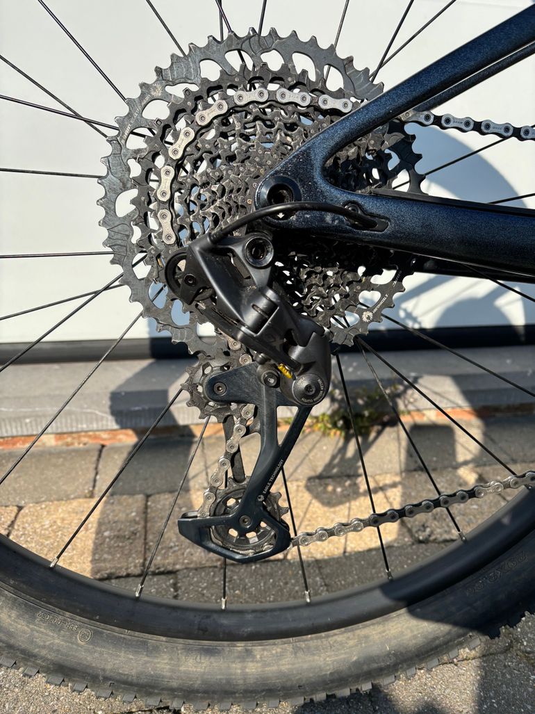 Used Scott Spark RC 900 Team 2021 2021 Mountainbike — image 5 of 15