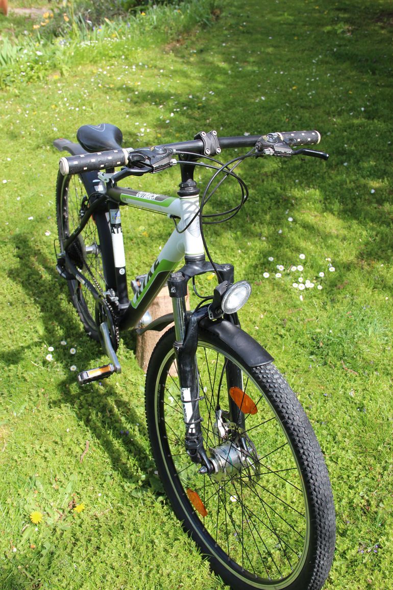 Used rixe Outback 2016 Urban — image 2 of 6