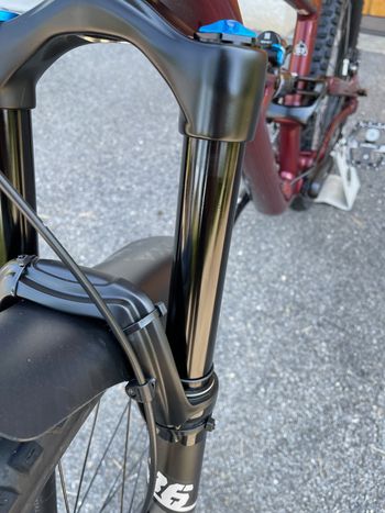 Used Specialized Status 160 2023 2023 Mountainbike, Viola — image 8 of 9