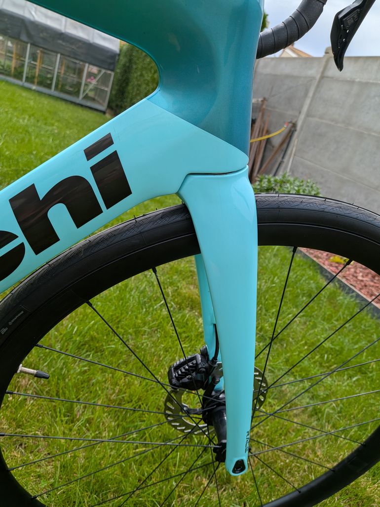 Used Bianchi Oltre Shimano 105 Di2 2026 Road & Gravel, Green — image 7 of 11