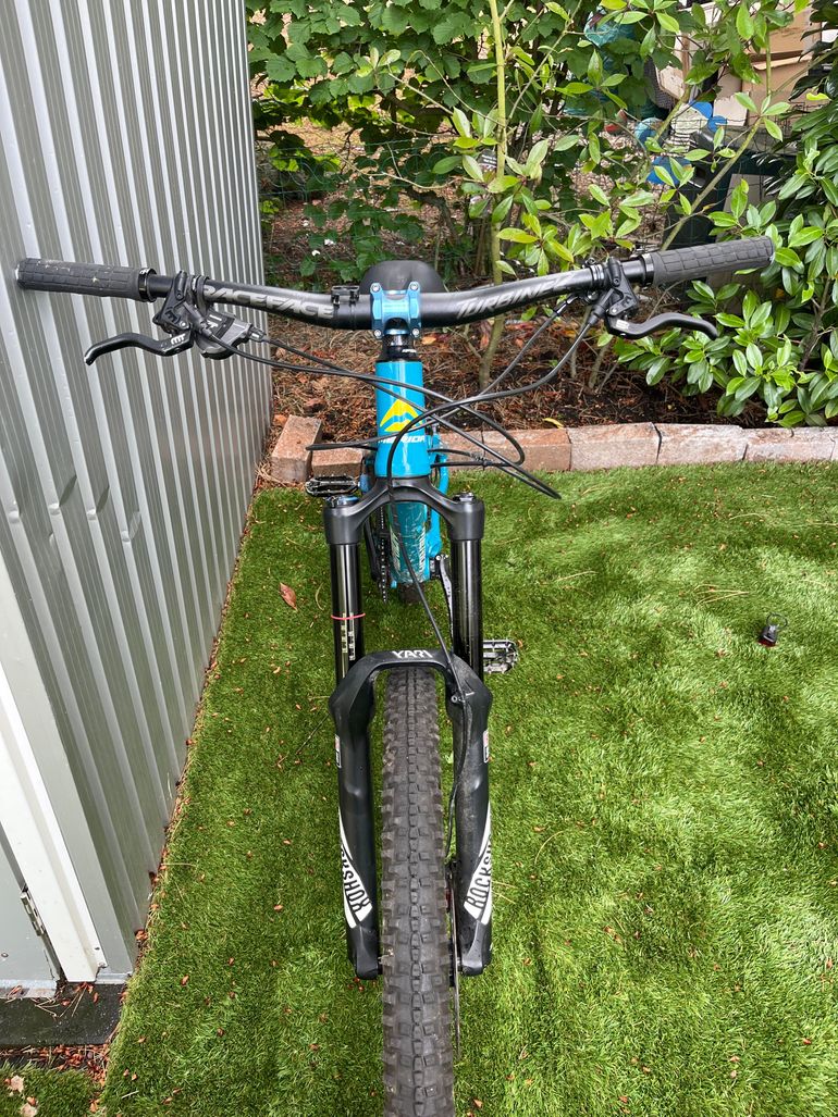 Used Merida One-eighty Shimano Deore XT 2015 Mountainbike, Blue — image 12 of 13