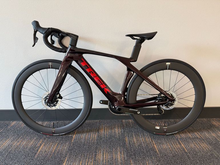 Used Trek Madone SL 7 AXS Gen 7 2024 2024 Road & Gravel, Red — image 6 of 8