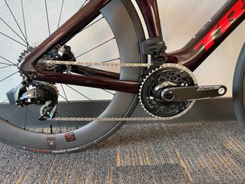 Used Trek Madone SL 7 AXS Gen 7 2024 2024 Road & Gravel, Red — image 3 of 8