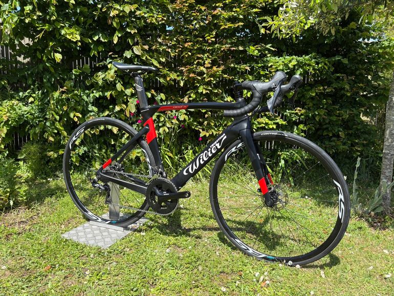 Used Wilier Cento1AIR SHIMANO 105 R7020 2020 2020 Road & Gravel, Black — image 1 of 10