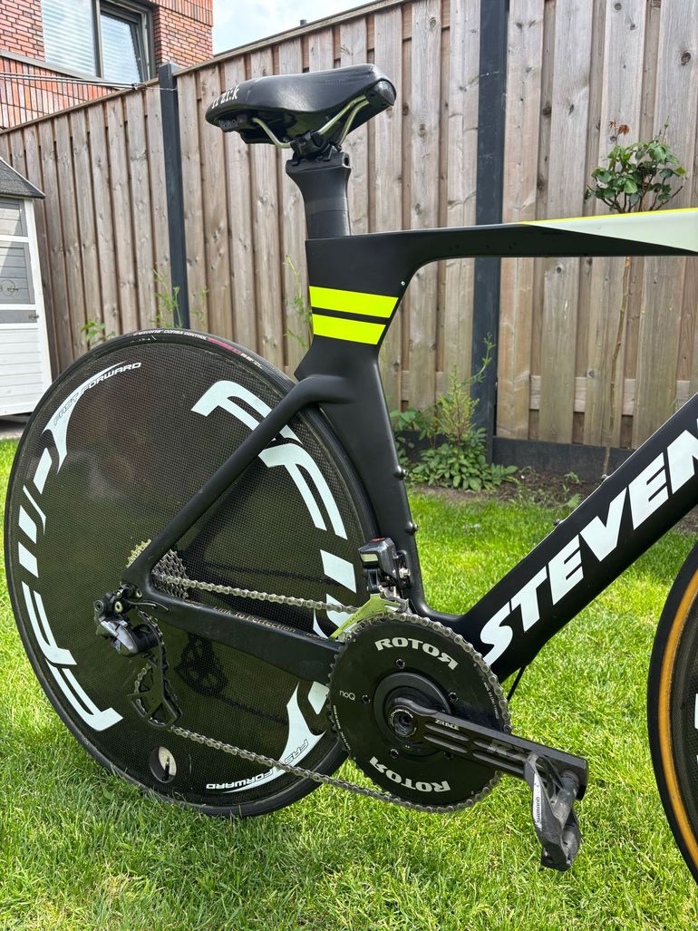 Used Stevens Stevens Custom Shimano Ultegra Di2 2016 Road & Gravel, Black — image 3 of 8