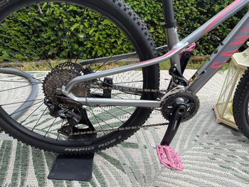 Used Canyon Grand Canyon WMN AL 4.0 2020 2020 Mountainbike, Light Gray, 27.5, 29 — image 3 of 5