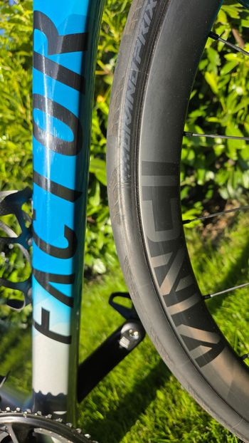 Used Factor O2 Shimano Ultegra Di2 8170 2023 2023 Road & Gravel, Blue — image 5 of 8