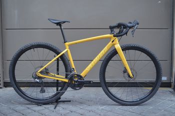Used Specialized Diverge Sport Carbon 2020 2020 Road & Gravel, White — image 3 of 37