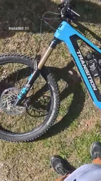 Used Transition Relay PNW Carbon XO AXS 2023 2023 Mountainbike, Blue, 27.5, 29 — image 3 of 4