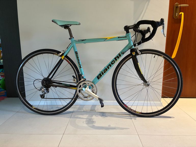 Used Bianchi Bianchi SL Lite Alloy Reparto Corse 2004 Road & Gravel, Blau — image 1 of 6