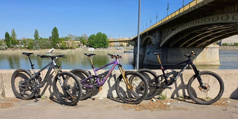 Used Pivot Trail 429 Team XX Eagle Transmission 2023 2023 Mountainbike, Light Gray, 29 — image 2 of 3