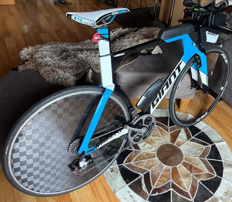 Used Giant Trinity Advanced Pro 0 2016 2016 Road & Gravel, Blue — image 1 of 9