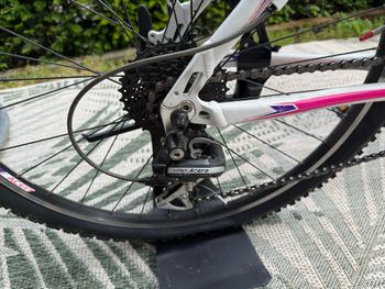 Used Carver PHT Shimano Acera 2015 Mountainbike, White — image 4 of 6