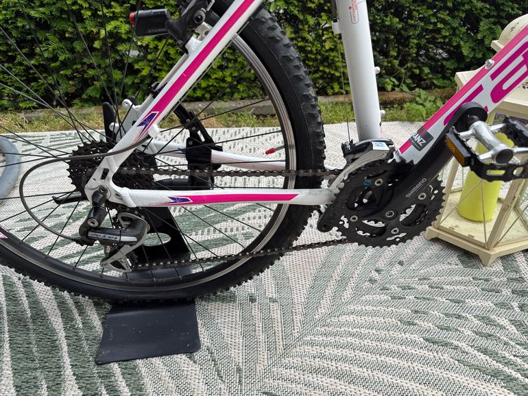Used Carver PHT Shimano Acera 2015 Mountainbike, White — image 3 of 6