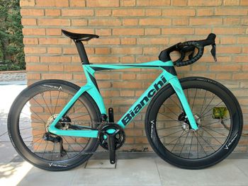 Used Bianchi Oltre Comp Ultegra Di2 2025 2025 Road & Gravel